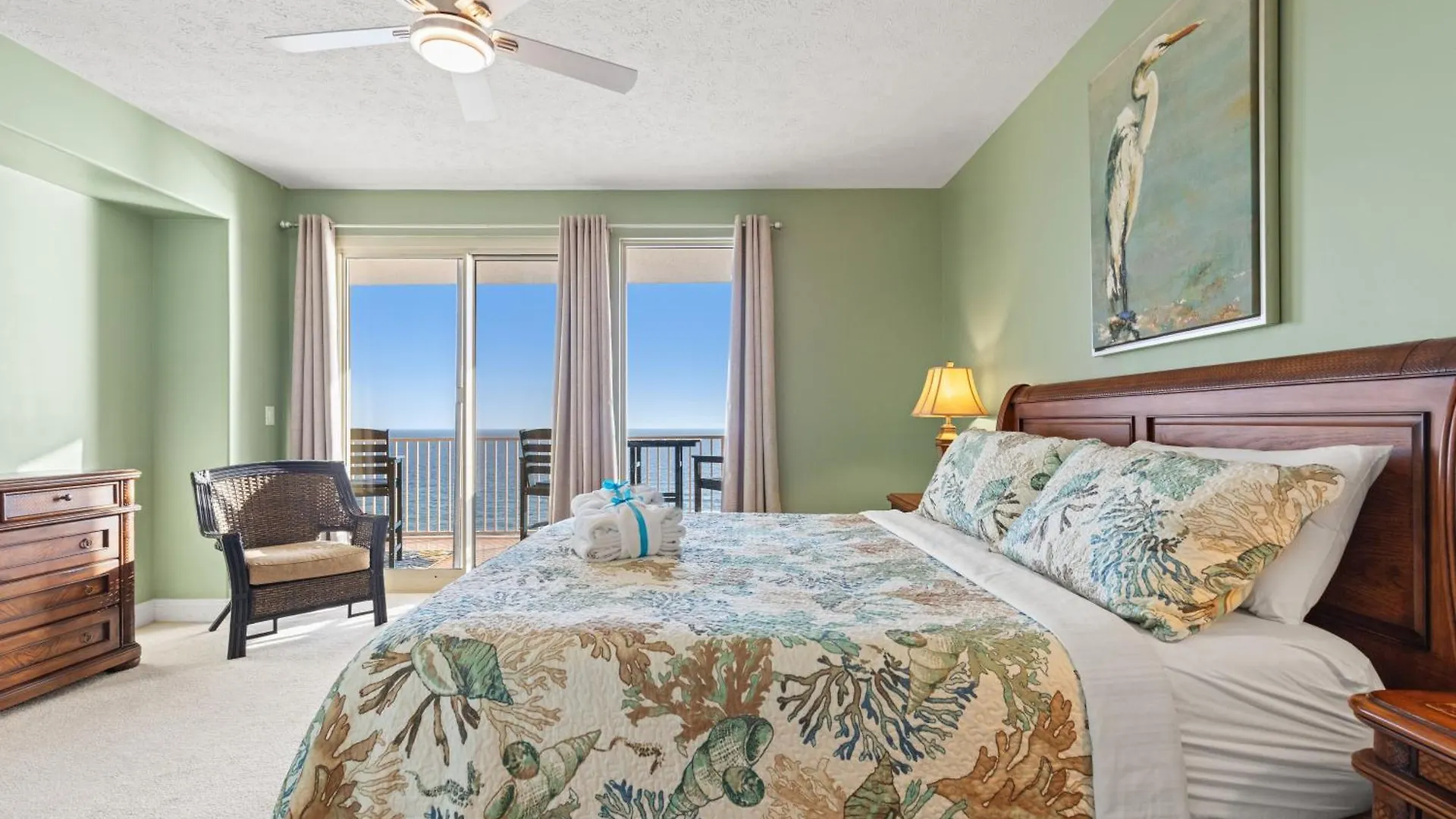 Holiday home Treasure Tides-3Br Beachfront Corner Unit Sleeps 8 With Stunning Gulf Views! Panama City Beach
