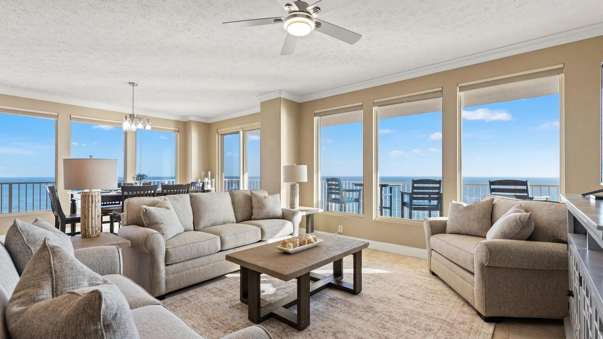 Treasure Tides-3Br Beachfront Corner Unit Sleeps 8 With Stunning Gulf Views! Panama City Beach Holiday home