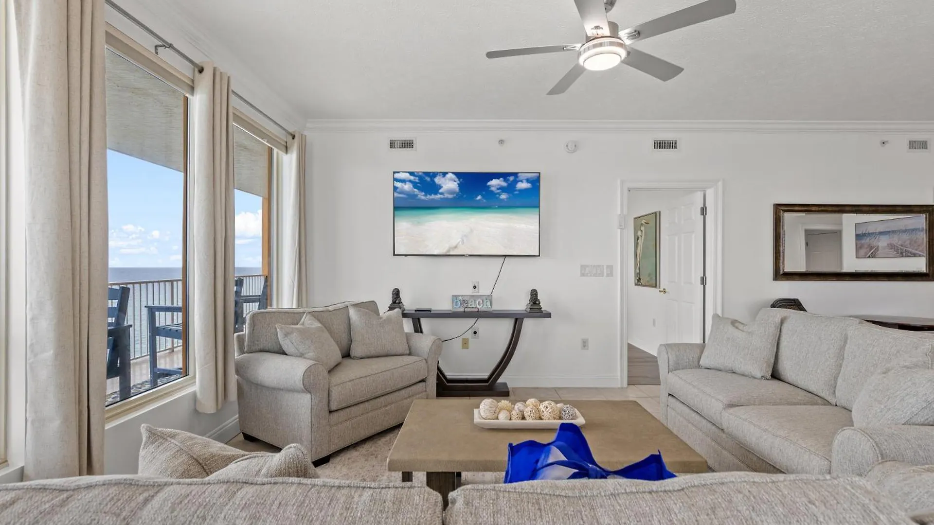 Holiday home Treasure Tides-3Br Beachfront Corner Unit Sleeps 8 With Stunning Gulf Views! Panama City Beach