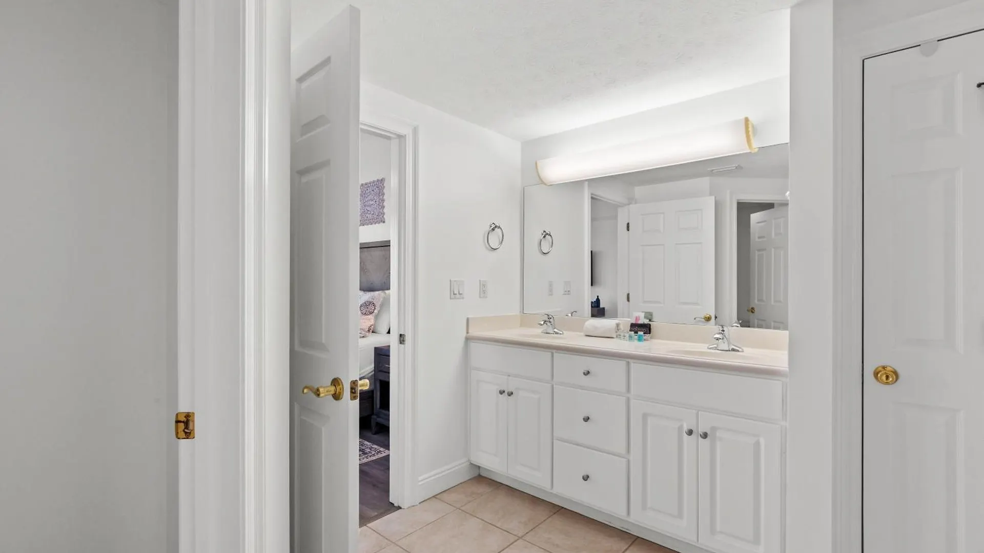 Treasure Tides-3Br Beachfront Corner Unit Sleeps 8 With Stunning Gulf Views! Panama City Beach 0*,