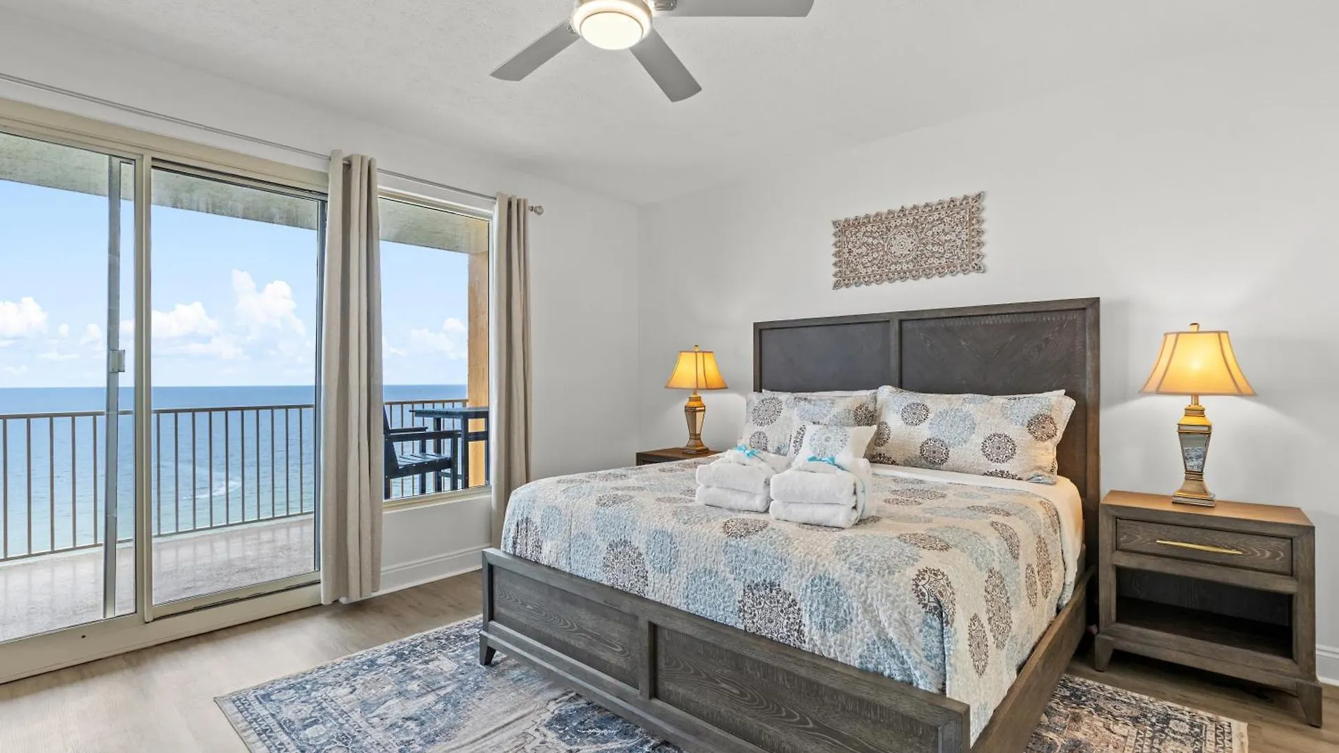 Treasure Tides-3Br Beachfront Corner Unit Sleeps 8 With Stunning Gulf Views! Panama City Beach Holiday home